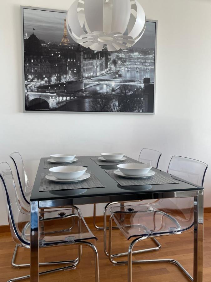 Parking, Vistas Al Mar Y Tres Habitaciones A Coruna Exterior photo
